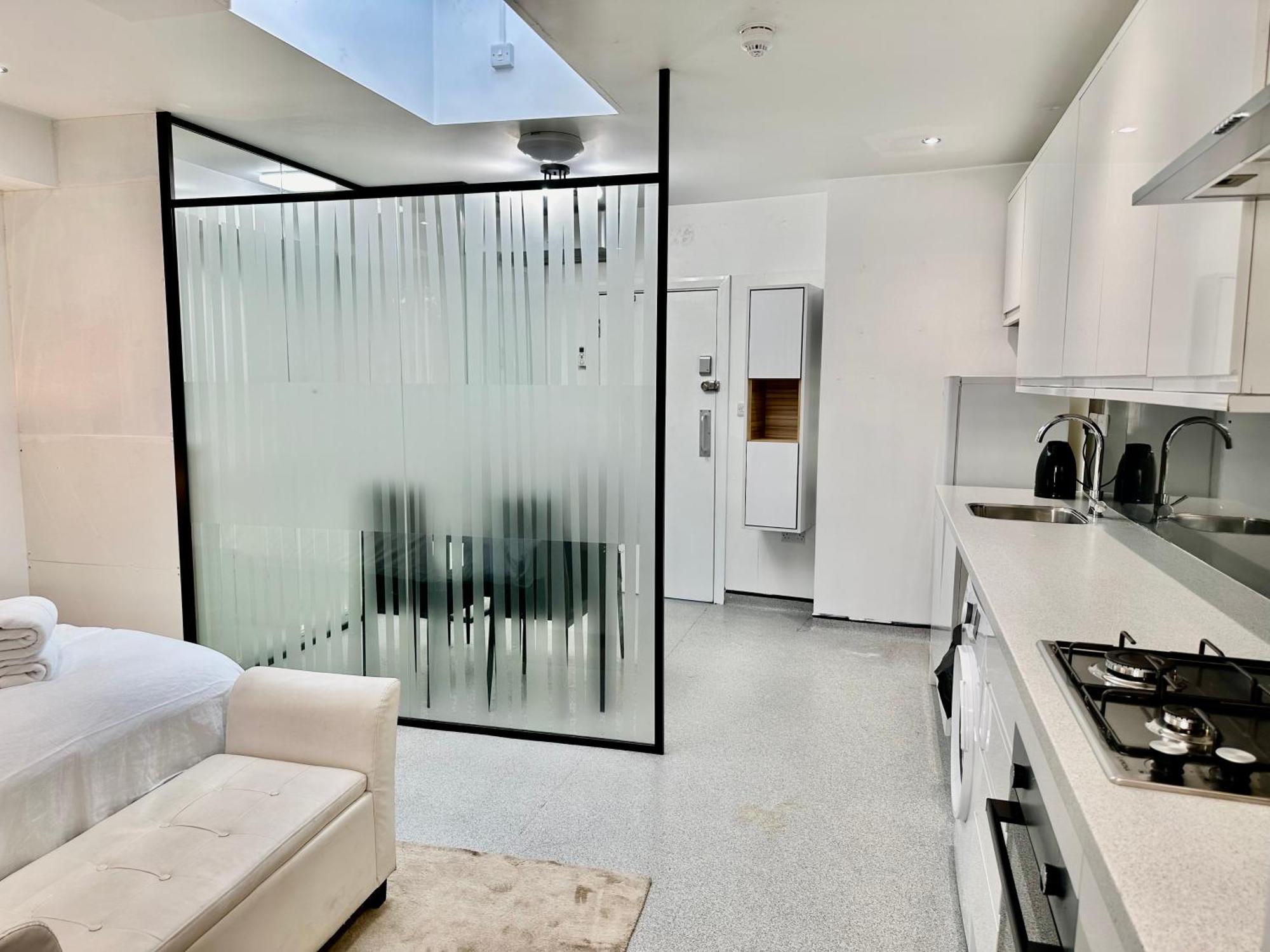 런던 Westferry Two 아파트 외부 사진