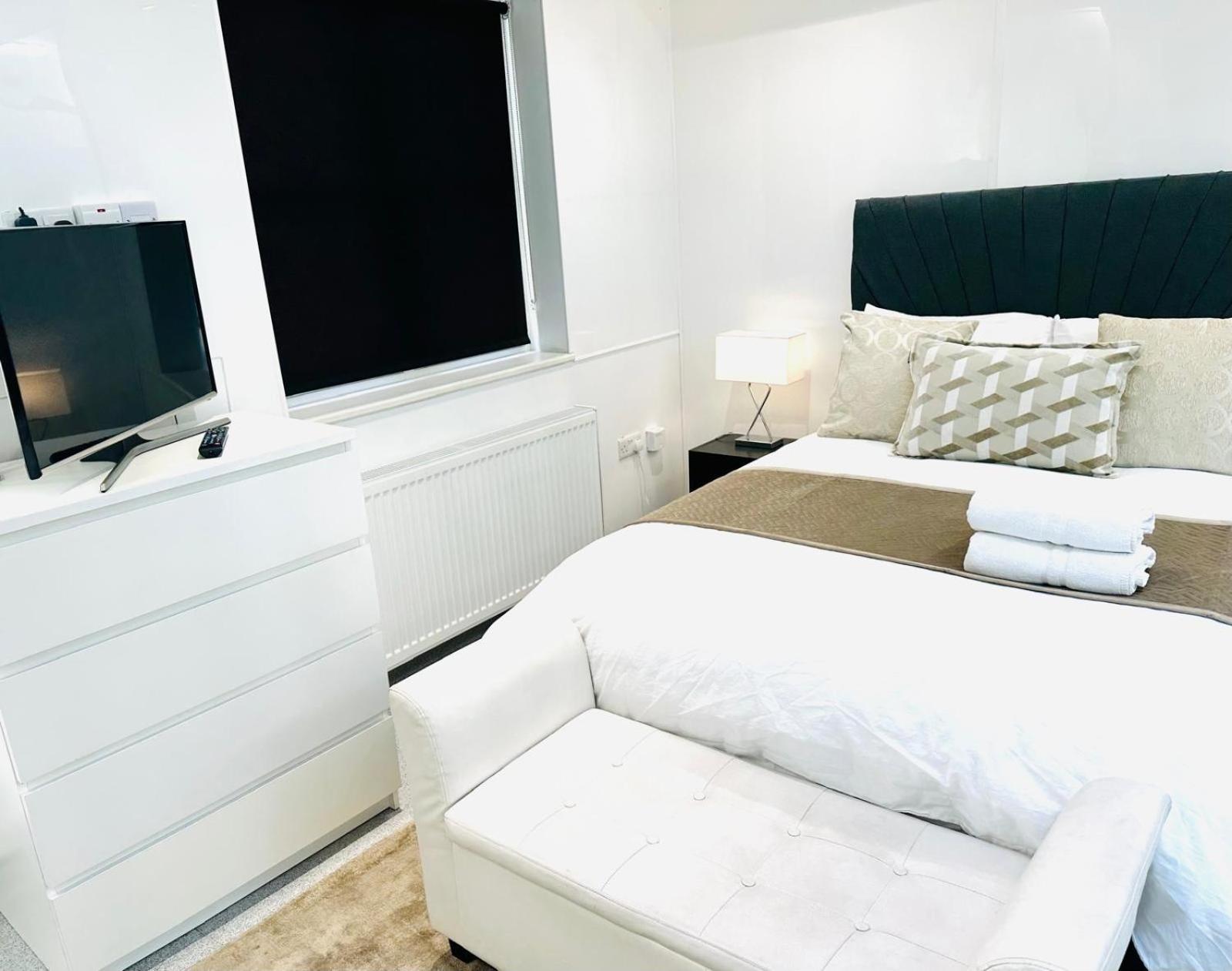 런던 Westferry Two 아파트 외부 사진
